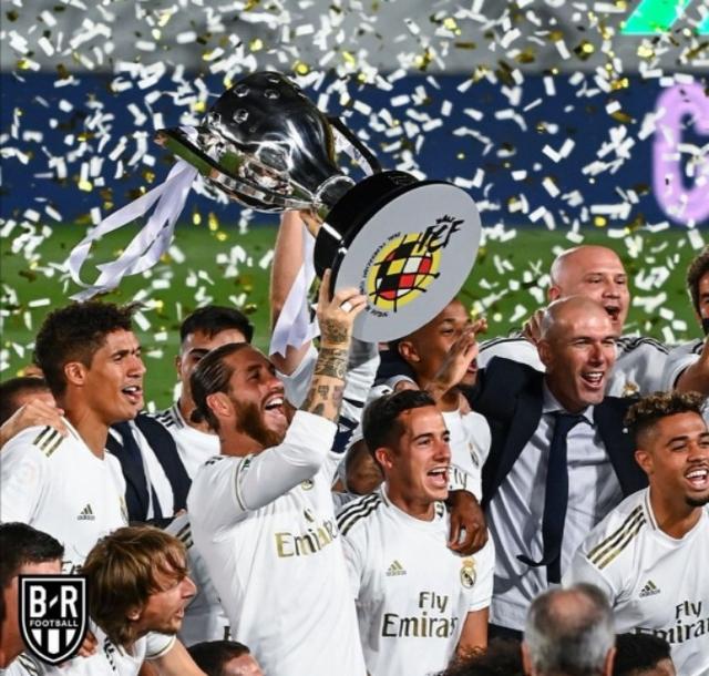 撞上水瓶星的智能AI卡08